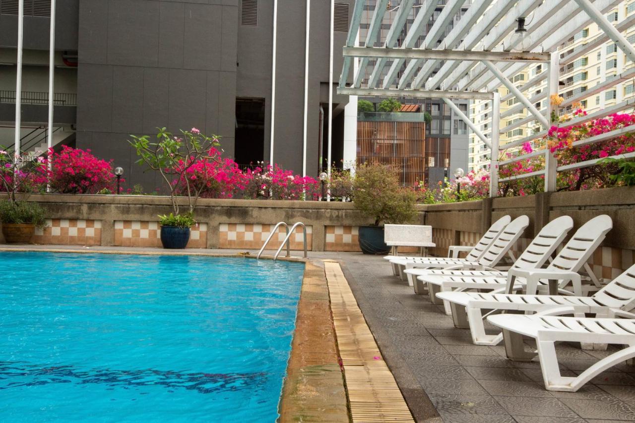 Clean Comfy Cozy Easy To Go Siam Paragon And Chatuchak Market Bangkok Eksteriør billede